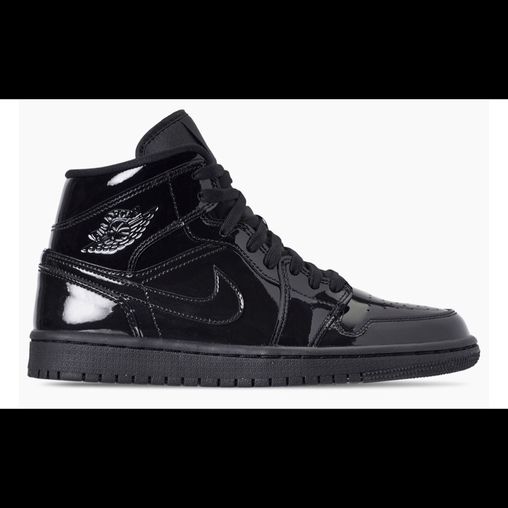 Air Jordan 1 TRIPLE BLACK